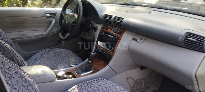 Mercedes C 200 2000, 423,000 km - 2.0 л - Oğuz