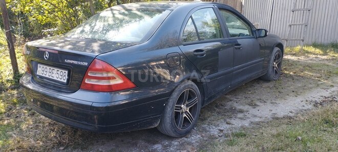 Mercedes C 200 2000, 423,000 km - 2.0 л - Oğuz