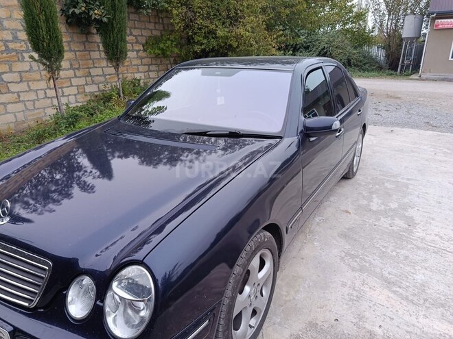 Mercedes E 200 2000, 315,000 km - 2.0 l - Şəki