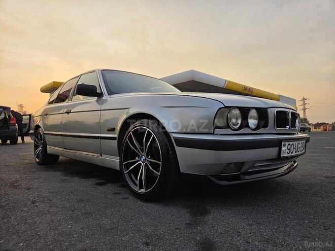 BMW 525 1994, 430,000 km - 2.5 l - Sumqayıt