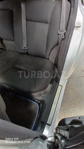 Mercedes E 270 2000, 375,065 km - 2.7 l - Saatlı