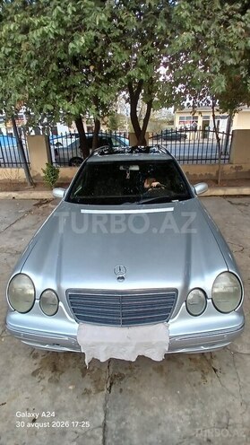 Mercedes E 270 2000, 375,065 km - 2.7 l - Saatlı