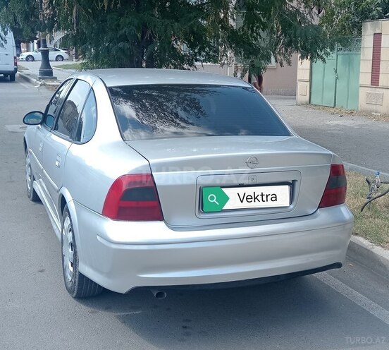 Opel Vectra 1999, 332,580 km - 1.8 l - Gəncə