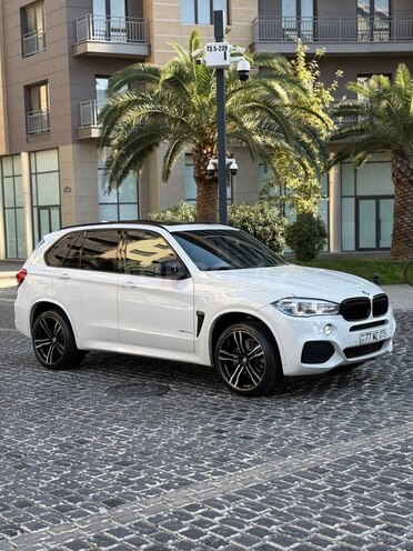 BMW X5 2017, 137,500 km - 2.0 l - Bakı