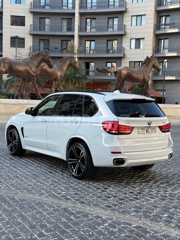 BMW X5 2017, 137,500 km - 2.0 l - Bakı
