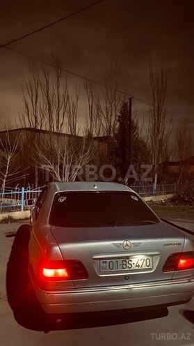 Mercedes E 230 1996, 250,000 km - 2.3 l - Sumqayıt
