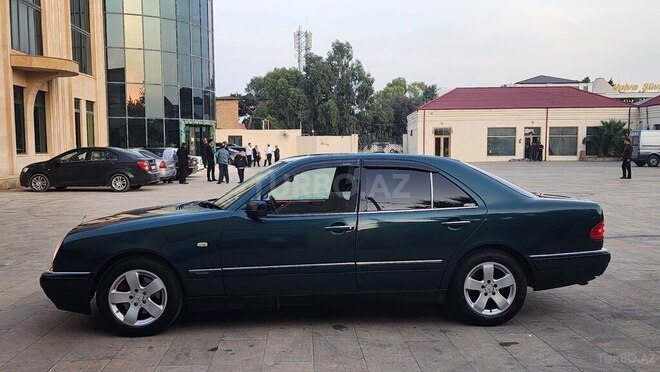 Mercedes E 280 1997, 450,000 km - 2.8 l - Bakı