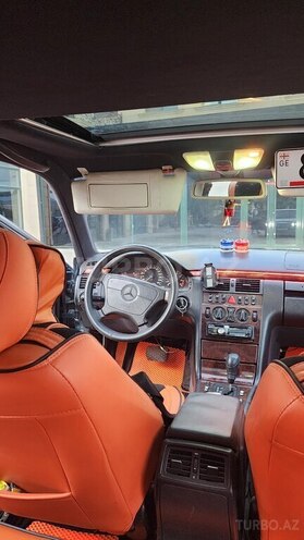 Mercedes E 280 1997, 450,000 km - 2.8 l - Bakı
