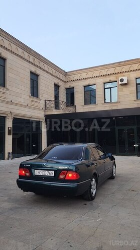 Mercedes E 280 1997, 450,000 km - 2.8 l - Bakı