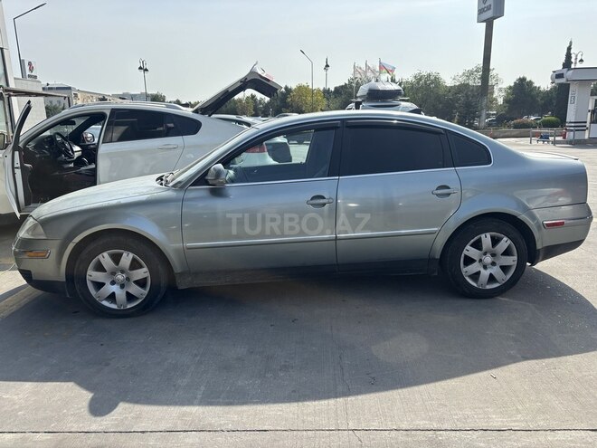Volkswagen Passat 2004, 221,000 km - 1.8 l - Bakı