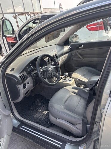 Volkswagen Passat 2004, 221,000 km - 1.8 l - Bakı