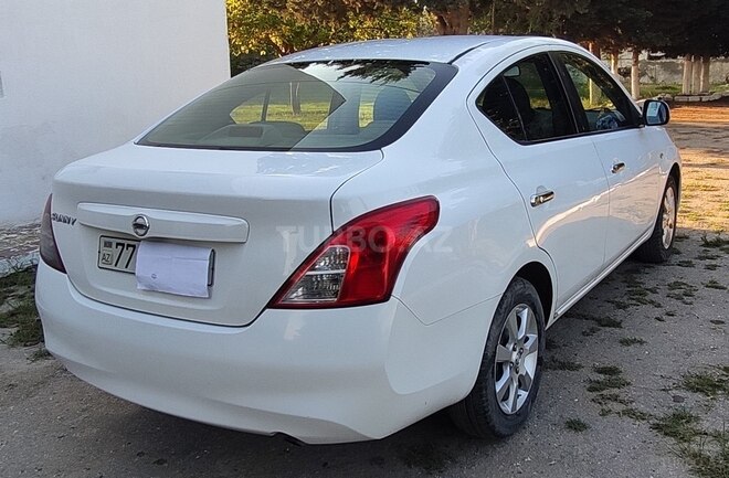 Nissan Sunny 2014, 176,000 km - 1.5 l - Bakı