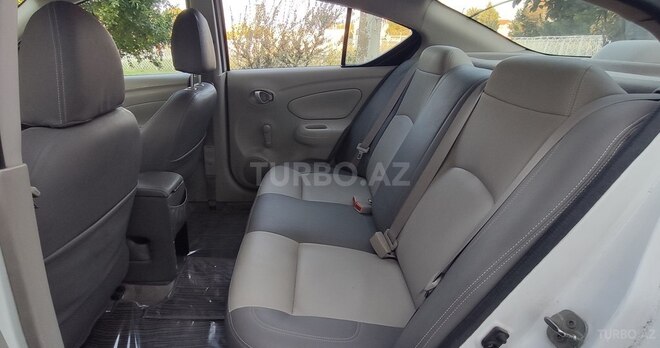Nissan Sunny 2014, 176,000 km - 1.5 l - Bakı