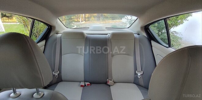 Nissan Sunny 2014, 176,000 km - 1.5 l - Bakı