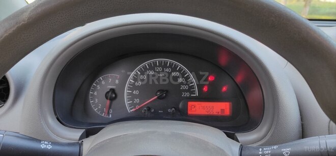 Nissan Sunny 2014, 176,000 km - 1.5 l - Bakı