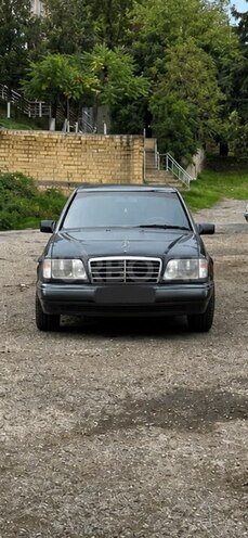 Mercedes 220 E 1994, 468,729 km - 2.2 л - Quba