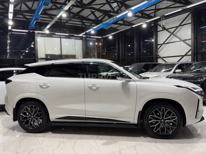 Changan  2025, 15,000 km - 1.5 l - Bakı