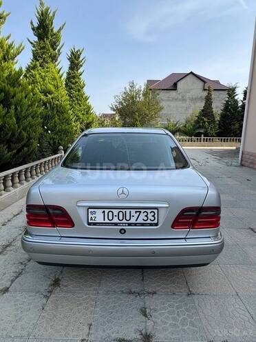 Mercedes E 240 1996, 362,135 km - 2.4 l - Bakı