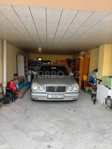 Mercedes E 240 1996, 362,135 km - 2.4 l - Bakı