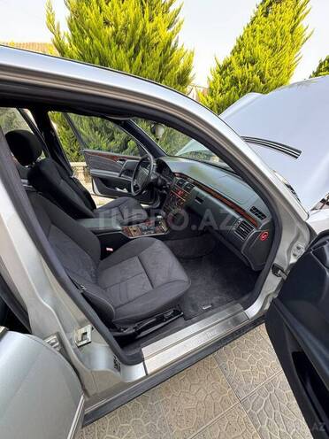 Mercedes E 240 1996, 362,135 km - 2.4 l - Bakı