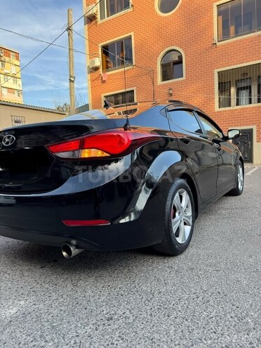 Hyundai Elantra 2015, 200,053 km - 1.8 л - Xırdalan