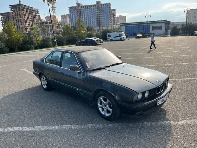 BMW 520 1988, 450,000 km - 2.0 л - Sumqayıt