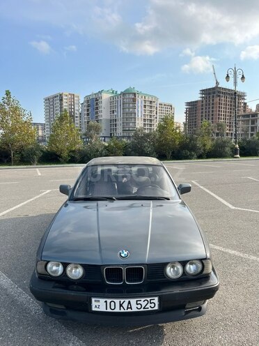 BMW 520 1988, 450,000 km - 2.0 л - Sumqayıt