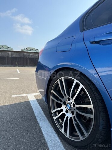 BMW  2016, 162,700 km - 2.0 л - Bakı