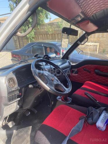 Hyundai H 100 1999, 333,000 km - 2.5 l - Bakı