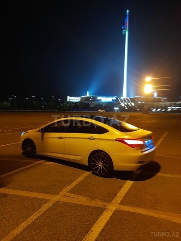 Hyundai i40 2012, 250,000 km - 2.0 л - Xırdalan