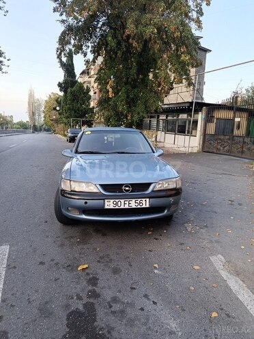Opel Vectra 1998, 478,000 km - 2.0 l - Şəki