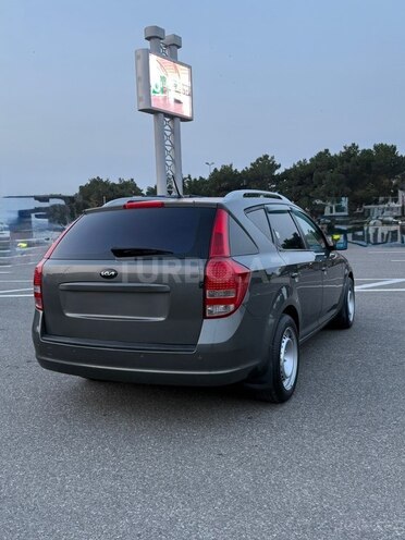 Kia  2010, 360,000 km - 1.6 l - Bakı
