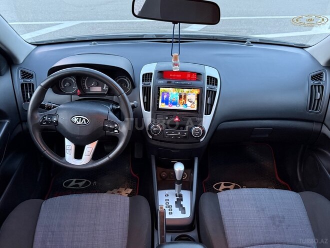 Kia  2010, 360,000 km - 1.6 l - Bakı