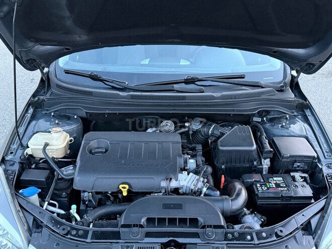 Kia  2010, 360,000 km - 1.6 l - Bakı