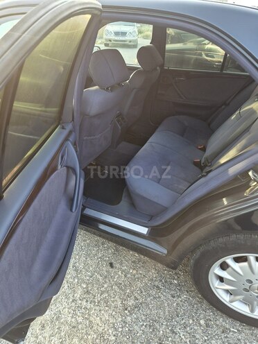 Mercedes E 220 2000, 395,500 km - 2.2 l - Bakı