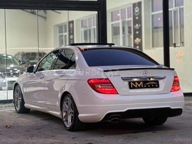 Mercedes C 180 2014, 289,305 km - 1.8 л - Bakı