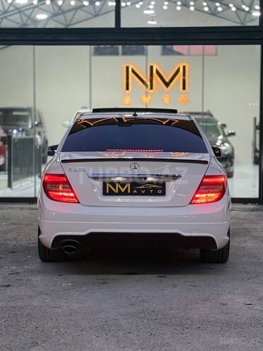 Mercedes C 180 2014, 289,305 km - 1.8 л - Bakı