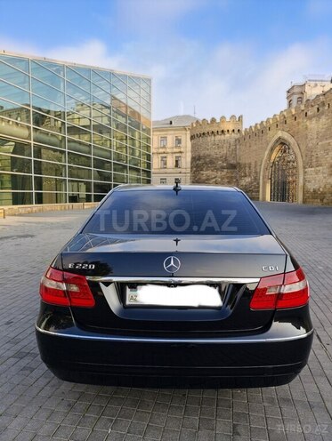 Mercedes E 220 2012, 400,000 km - 2.1 l - Bakı