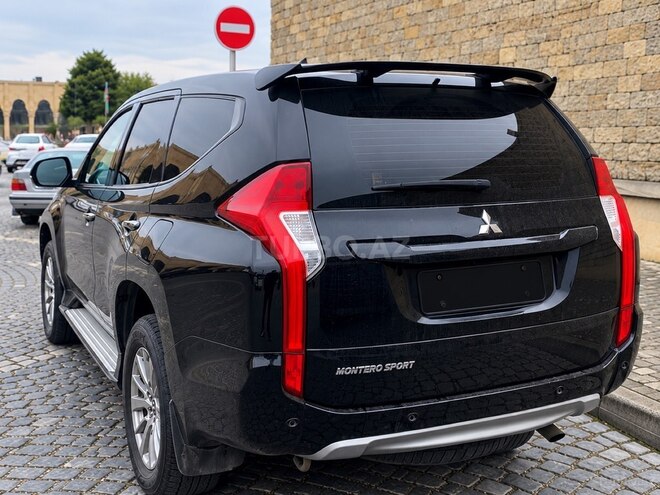 Mitsubishi  2018, 118,000 km - 3.0 l - Bakı