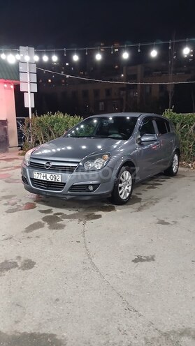 Opel Astra 2004, 294,000 km - 1.4 l - Bakı
