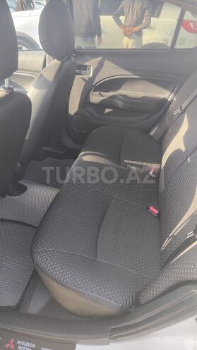 Mitsubishi Attrage 2015, 180,000 km - 1.2 l - Gəncə