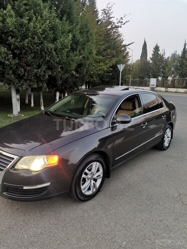 Volkswagen Passat 2005, 375,000 km - 2.0 l - Lənkəran