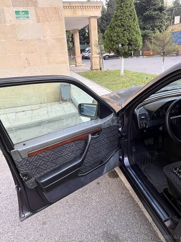 Mercedes C 180 1995, 100,000 km - 1.8 l - Bakı