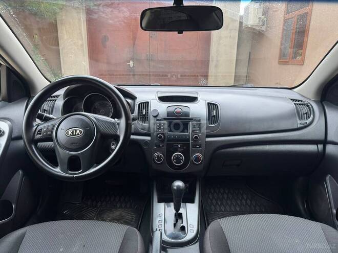 Kia Cerato 2010, 240,000 km - 1.6 l - Siyəzən