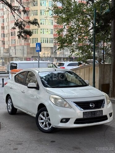 Nissan Sunny 2013, 276,000 km - 1.5 l - Bakı