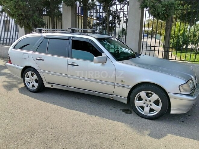 Mercedes C 220 2000, 877,000 km - 2.2 l - Bakı