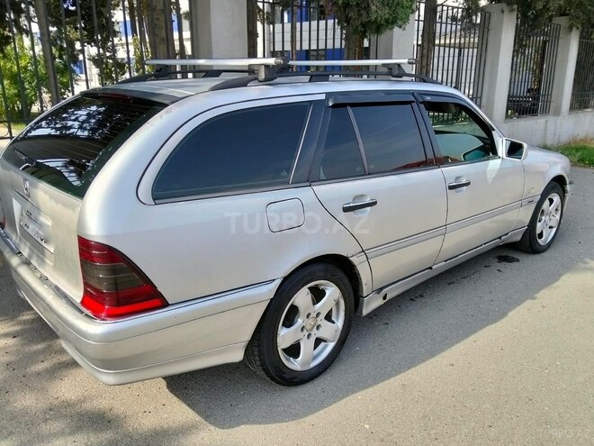 Mercedes C 220 2000, 877,000 km - 2.2 l - Bakı