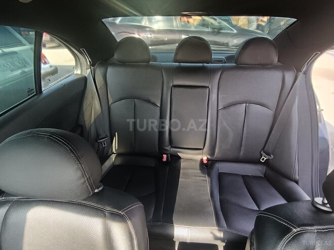 Mercedes E 220 2002, 302,000 km - 2.2 l - Bakı