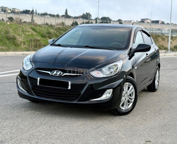 Hyundai Accent 2013, 228,400 km - 1.6 л - Bakı