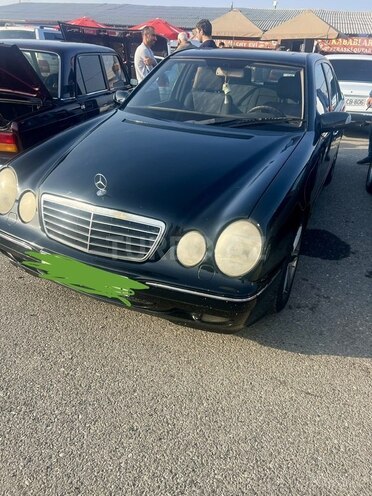 Mercedes E 270 2000, 470,000 km - 2.7 l - Bakı